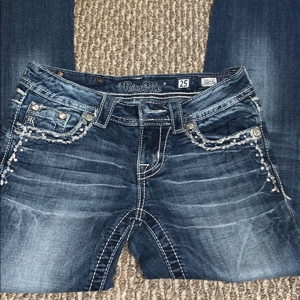 Miss Me Capri jeans